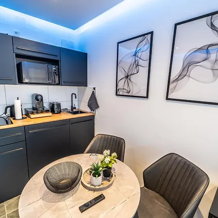 Mitten In - City-apt - Eigenstaendiger Check-in - Tv