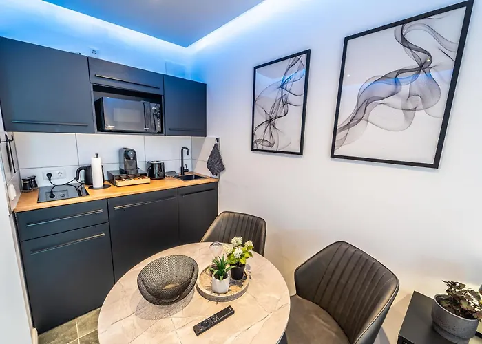 Mitten In - City-apt - Eigenstaendiger Check-in - Tv