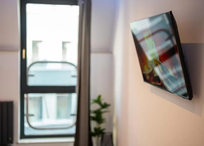 Mitten In - City-apt - Eigenstaendiger Check-in - Tv 公寓 *